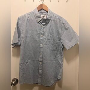 Light Blue Men's button-up Shirt